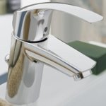 Armaturen - Wasserhahn - Badarmatur - Badewannenarmatur