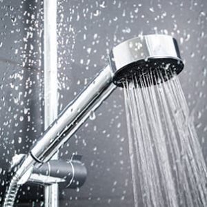 Duschkopf Mit 15-stufigem Filter – ABS, 3+1 Sprühmodi, Hochdruck, Wassersparend, Inkl. Edelstahlschlauch & Ersatzfilter